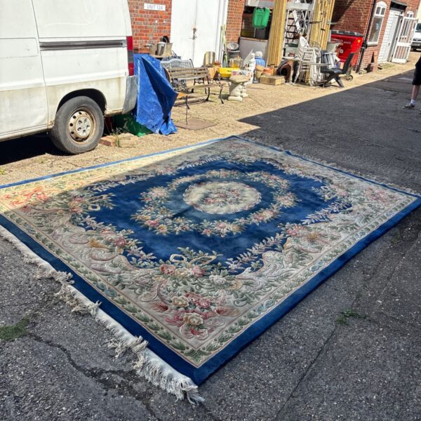 Large 9ft x 12ft blue floral pattern wool rug
