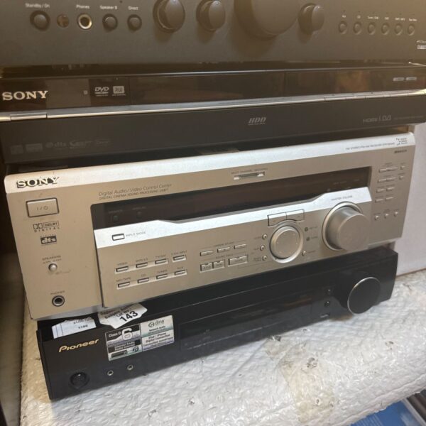 Sony FM stereo/FM – AM receiver STR – DE445