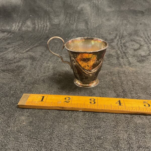 Small silver cup hallmarks worn 31.26g