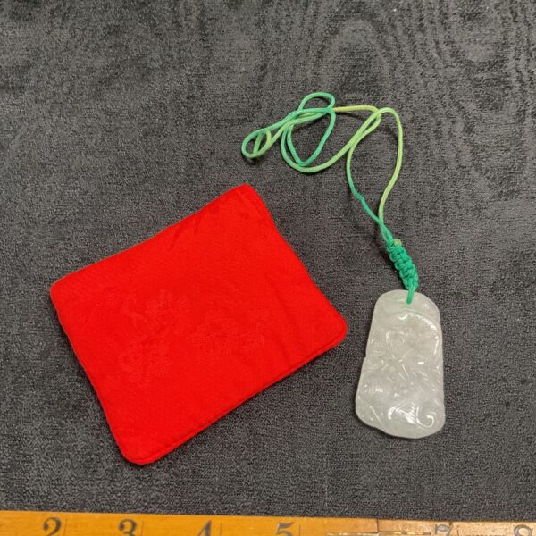 Green jade pendant necklace