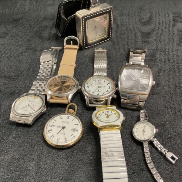Collection of wristwatches inc sekonda, seiko and travel clock