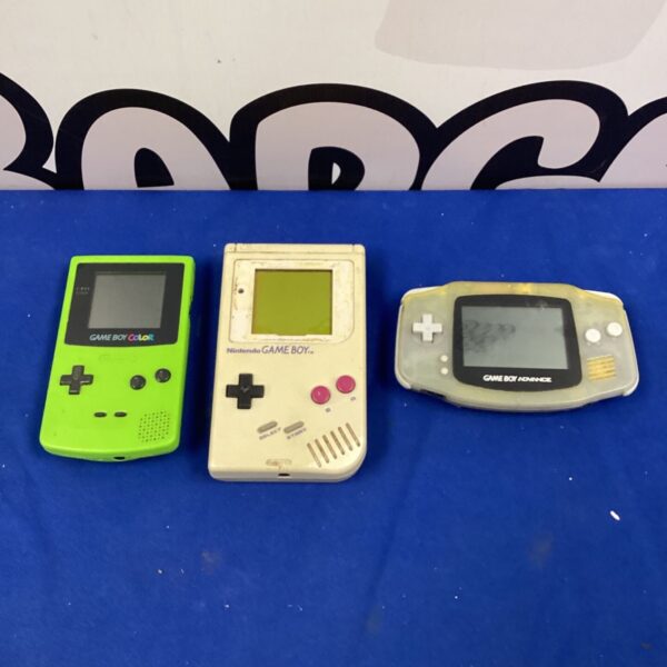 Three gameboys, classic, color and advance untested