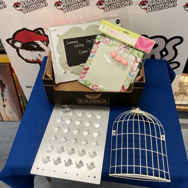 Lot of memo boards and chalkboard holders for office or school.