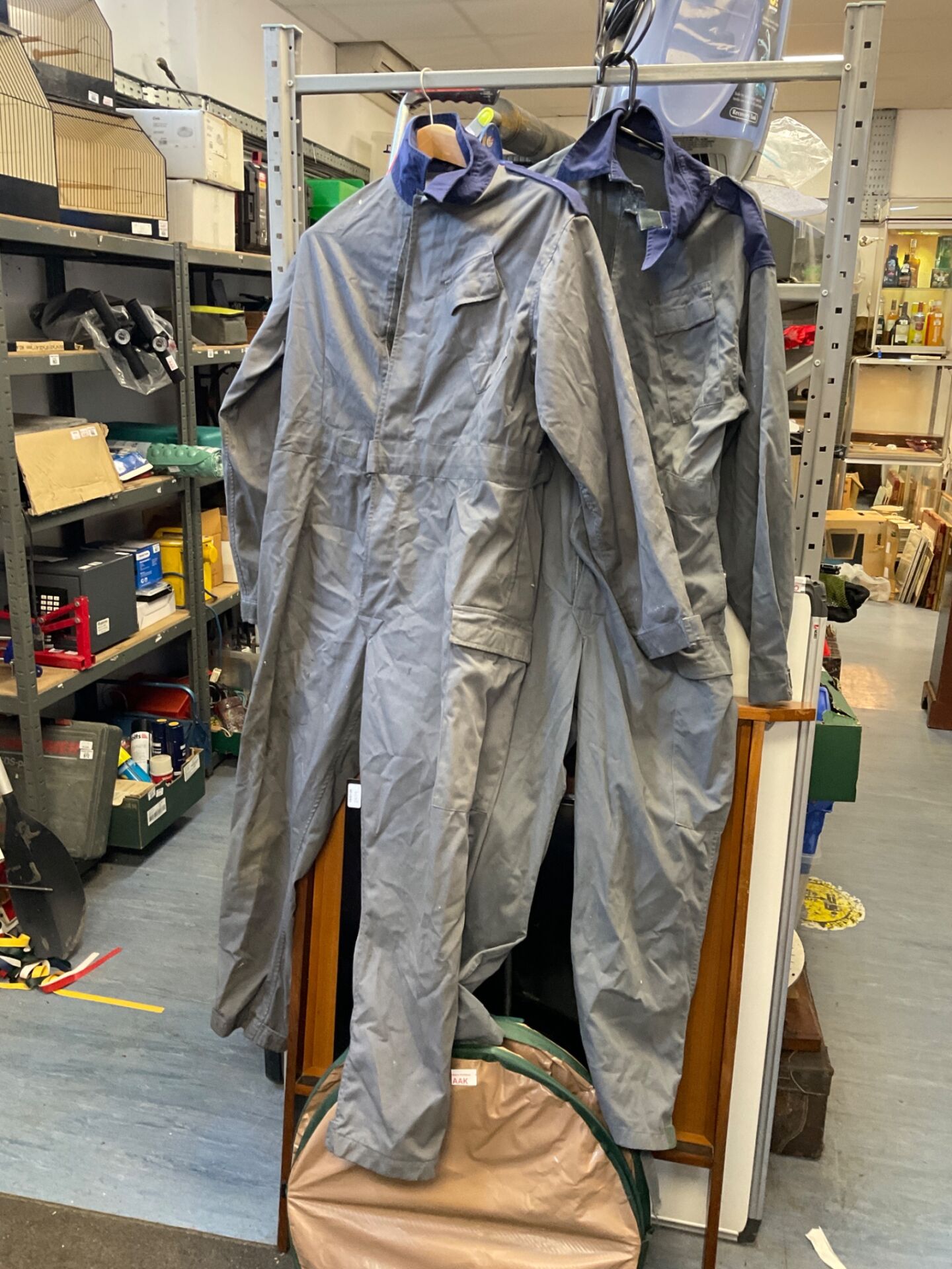 492 Two men’s overall suits