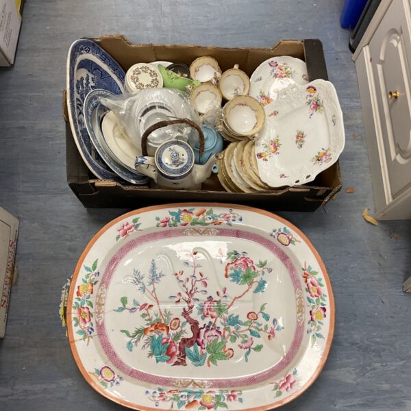 Mixed china collection including Copeland and Coalport vintage porcelain.