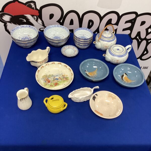 Tray of mixed vintage china bowls and teapot.