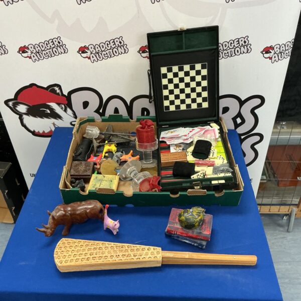 Mixed lot of vintage collectibles including dominoes and card games.
