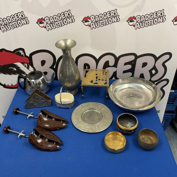 Mixed metalware lot including brass and pewter items for home decor.