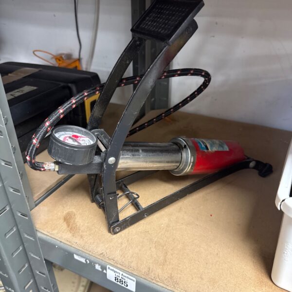 Silverline foot pump with pressure gauge for tyre inflation.