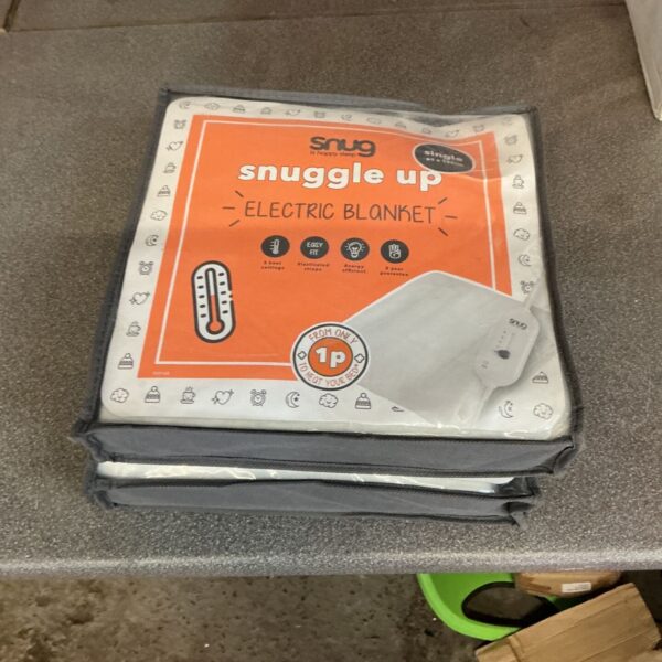 Snuggle Up electric blanket for a single bed, fleece lined.