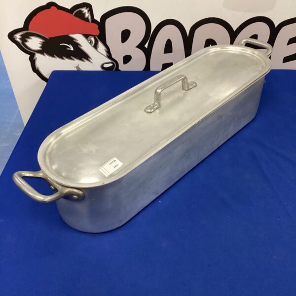 Stainless steel fish kettle, oval shaped cooking pot.