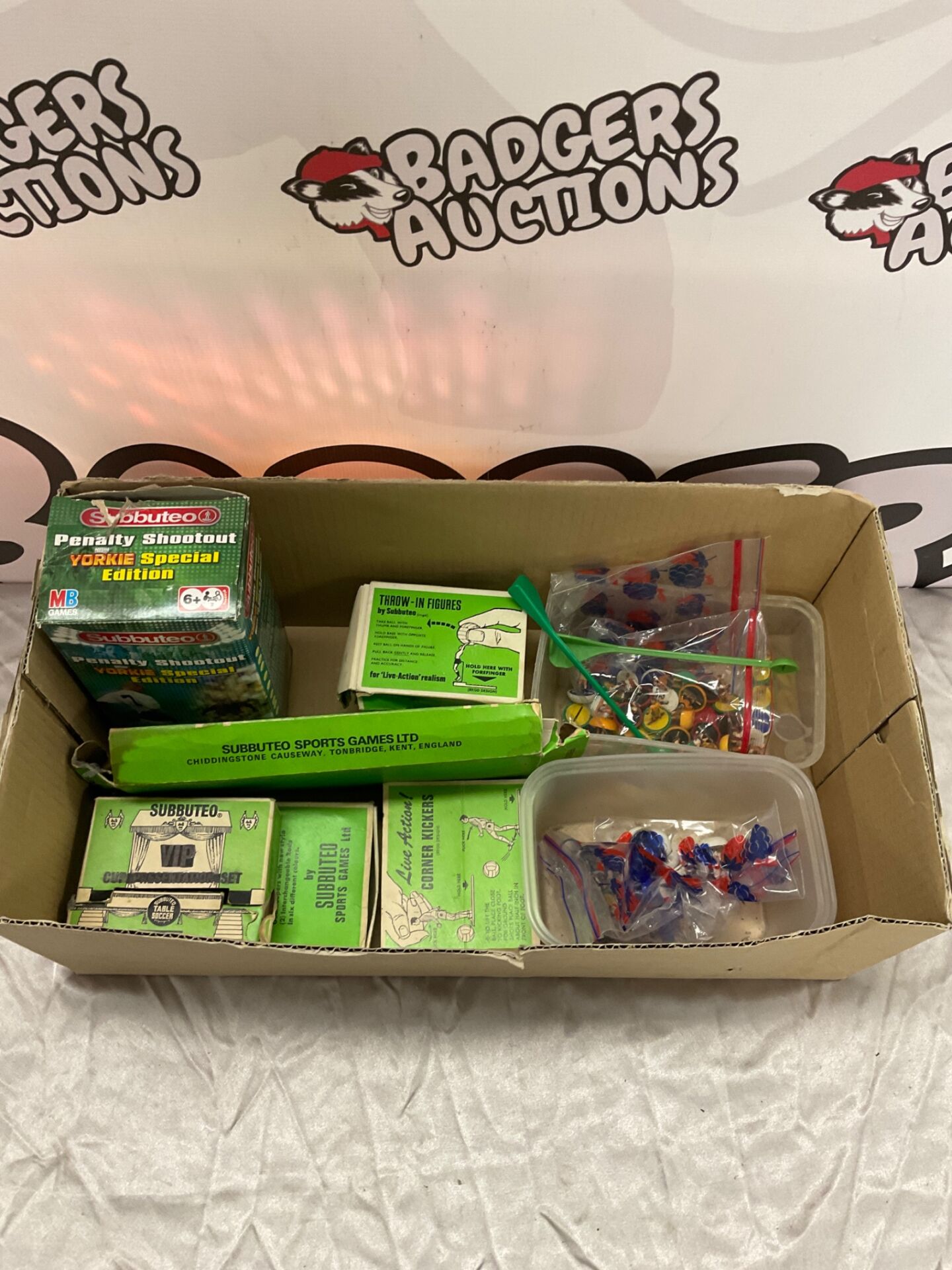 341 Box of vintage Subbuteo items