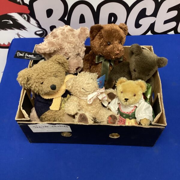 Teddy bear bundle including a Harrods bear and vintage plush toys.