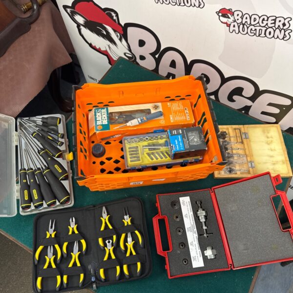 Assorted tool set including Parkside pliers and Stanley screwdrivers.