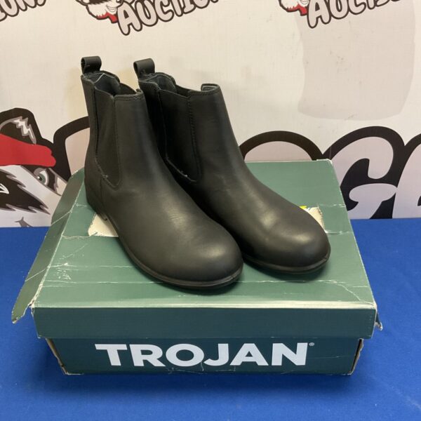 New black Trojan ladies work boots size 4 for workwear.