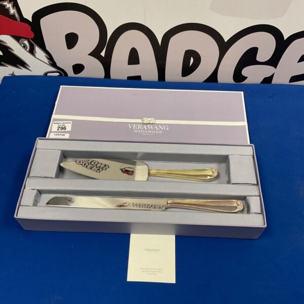 Vera Wang Wedgewood cake server set in presentation case.