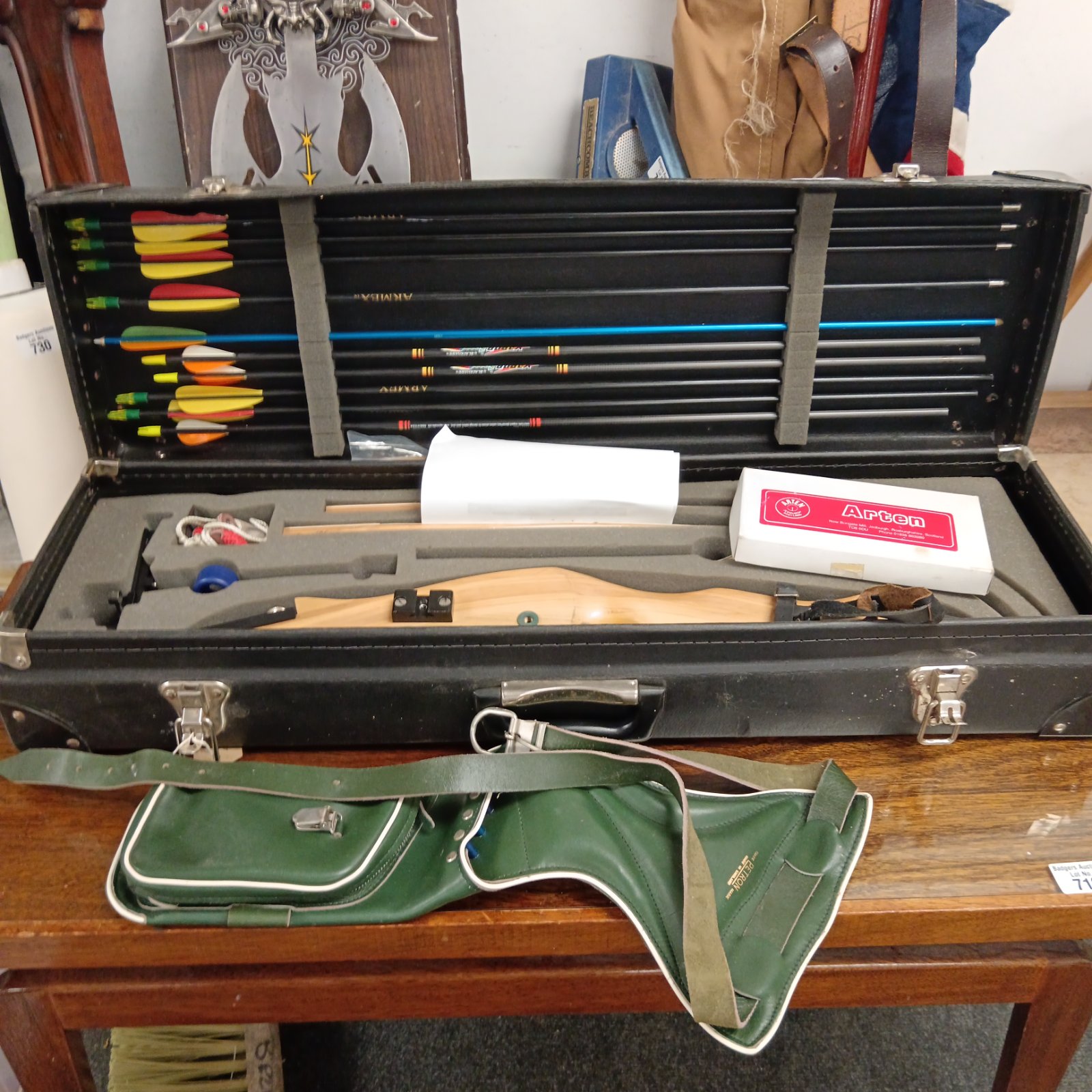 Vintage Beauchamp Hurricane archery set with arrows and case.