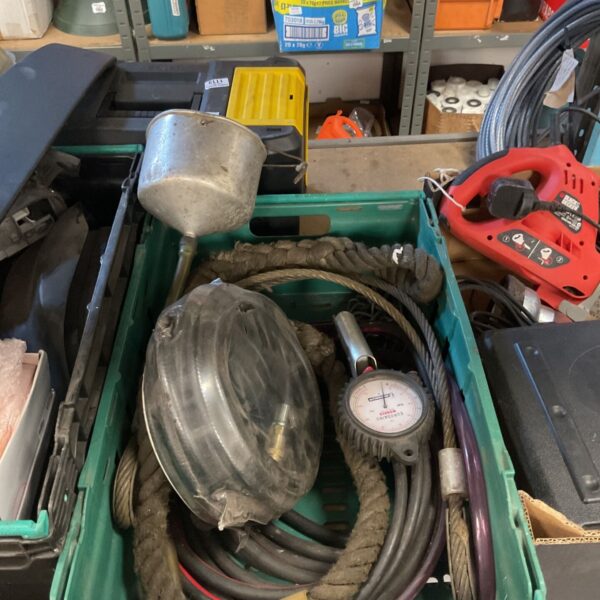 Vintage Crypton compression tester with hose and fittings.