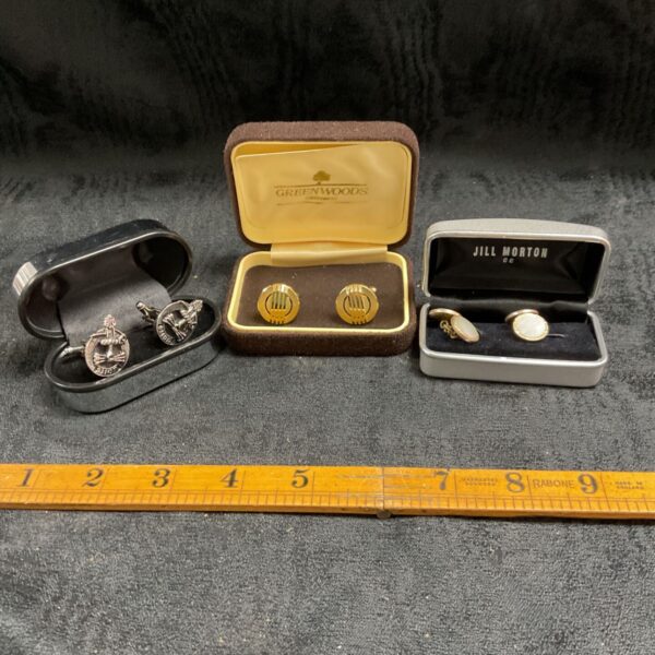 Vintage boxed set of three pairs of cufflinks.