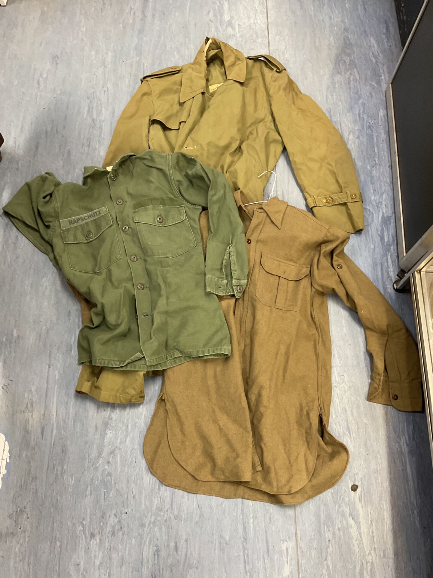 502 World war two style american raincoat british shirt and vietnam shiry