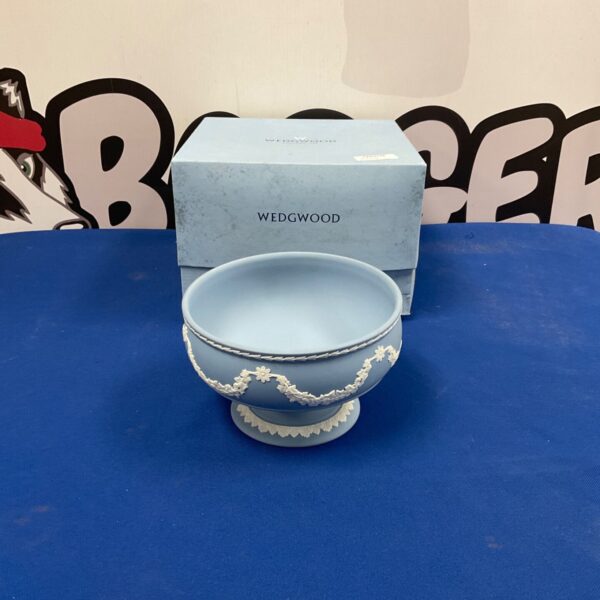 Wedgwood blue Jasperware bowl with box, collectible porcelain pottery.