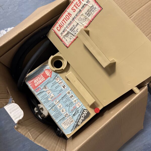Used Wickes wallpaper steamer with hose attachment.