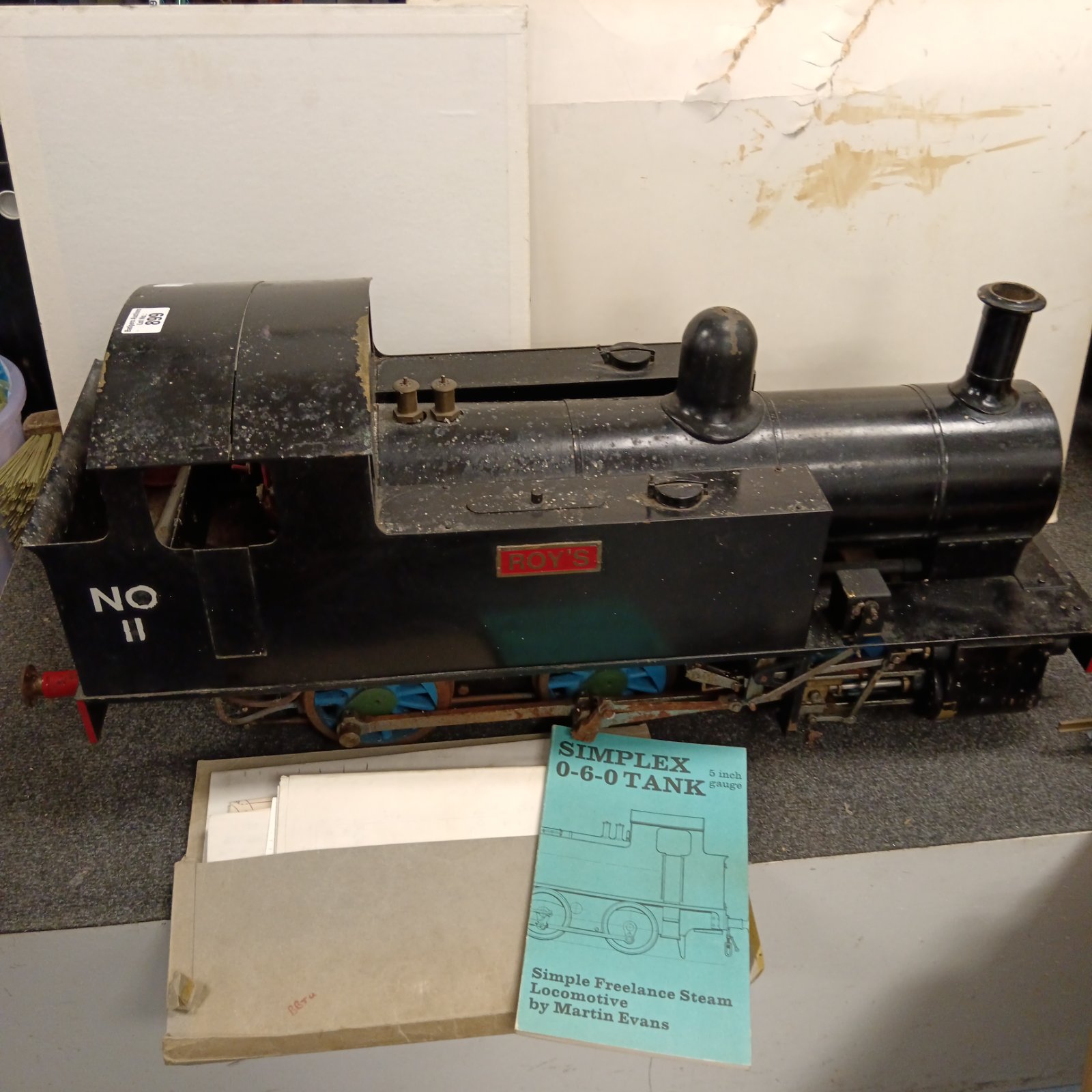 Side view of the 5 gauge Simplex 0-6-0 live steam train.