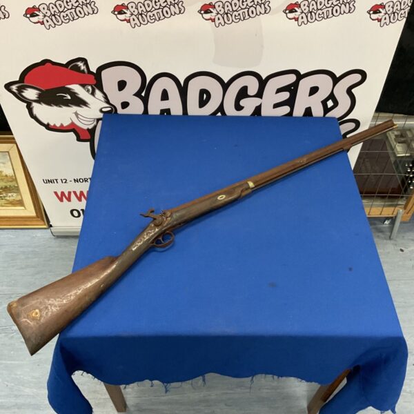 Antique flintlock musket rifle for restoration project.