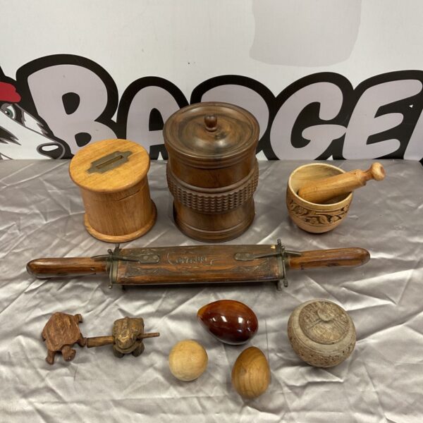 Antique wooden collectibles lot including carving set and pestle.