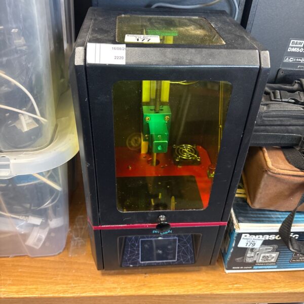 Anycubic Photon 3D printer in used condition, ideal for resin printing.