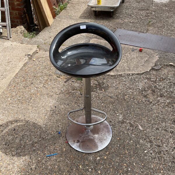 Black Argos Home Ottawa gas lift bar stool with chrome base.