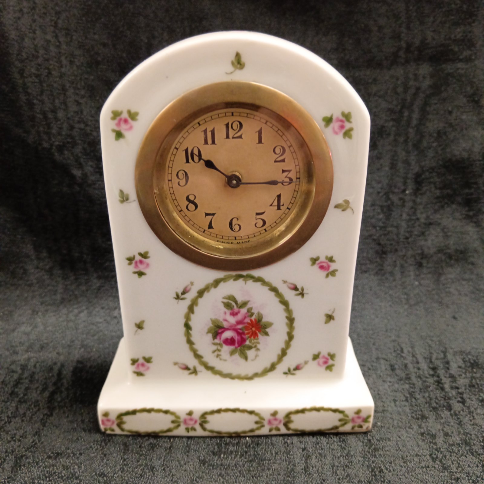 Vintage Aynsley Wild Tudor desk clock with floral design.