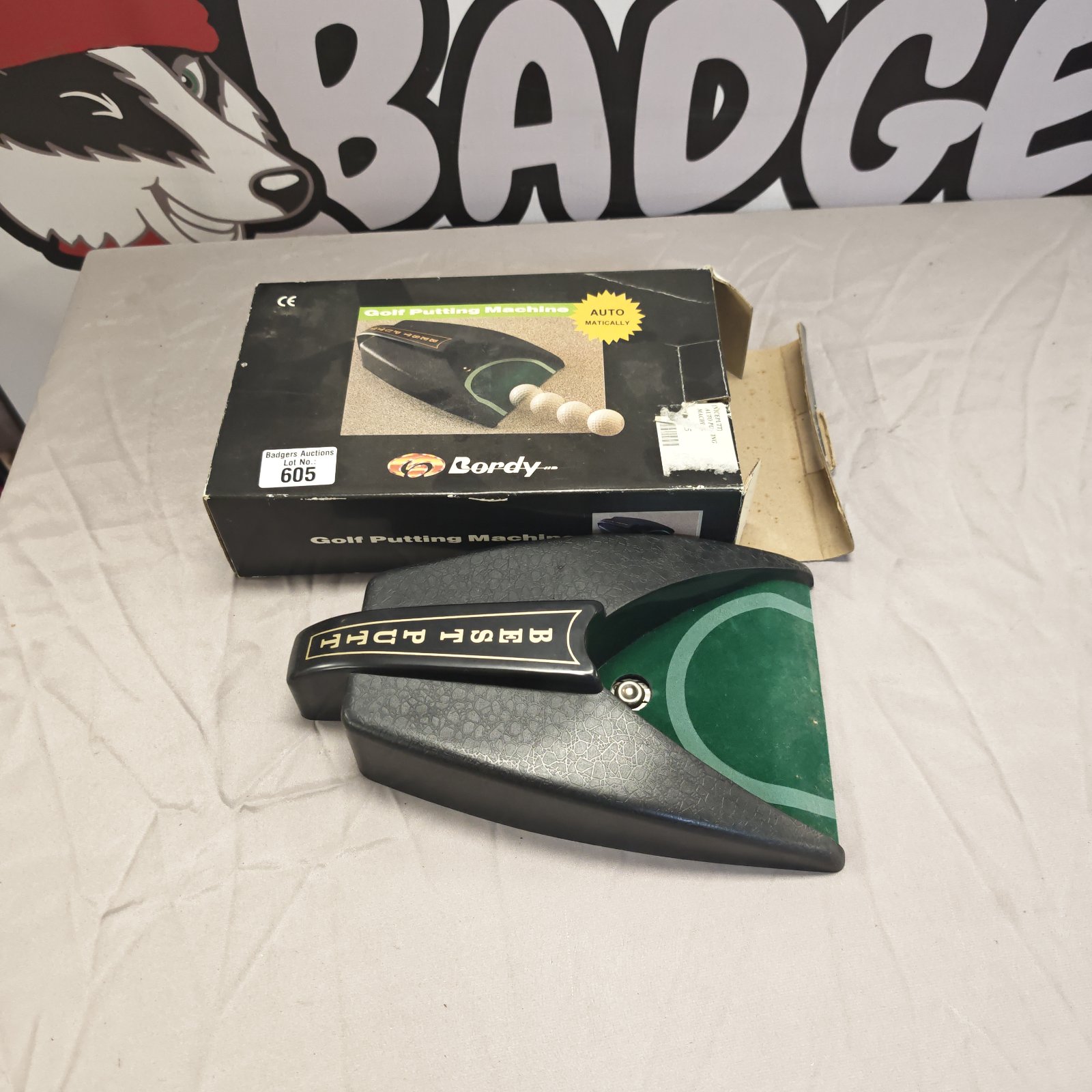 Body Golf putting machine model 605, a vintage golf training aid.