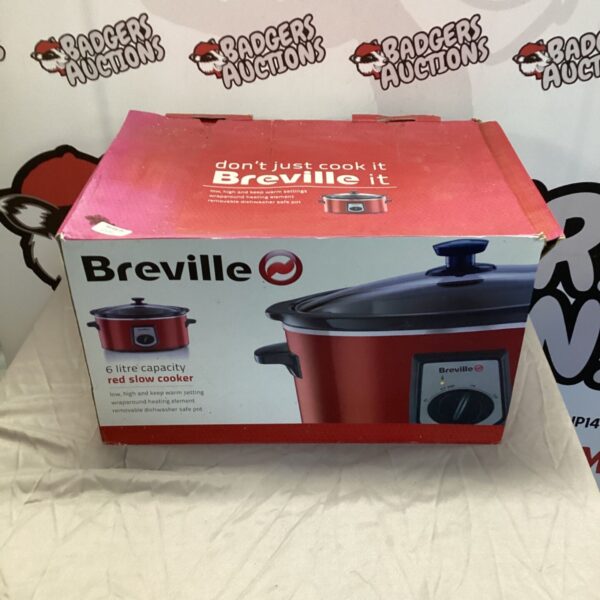 Breville 6 litre slow cooker in used condition.