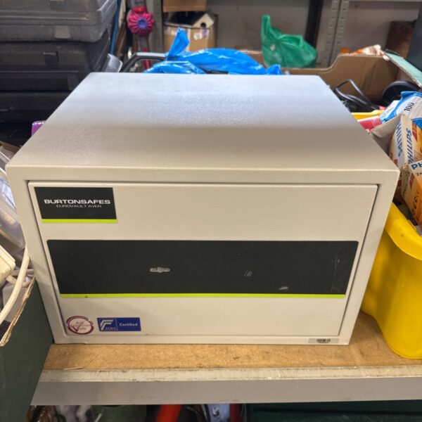 Burtonsafes Eurovault AVer personal safe with key access.