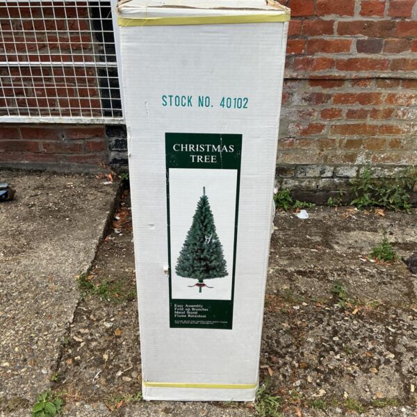 Boxed Christmas tree model 40102, new in packaging.