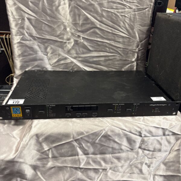 Vintage Digidesign USD Universal Slave Driver audio interface.