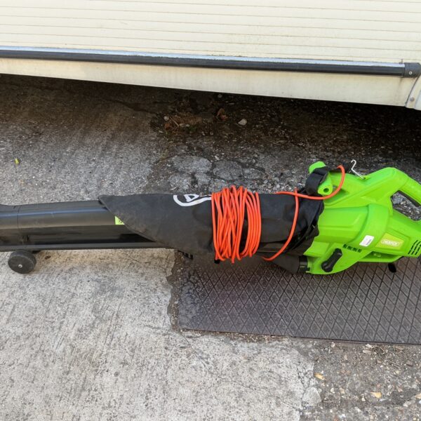 Draper 230V garden vacuum blower with collection bag.