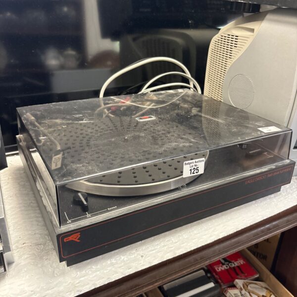 Vintage Eagle D4500 belt drive turntable for vinyl records.