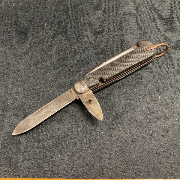 Early 20th century navy jack knife with bone handle.