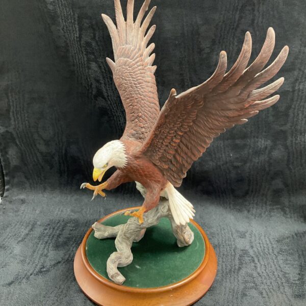 Detailed Franklin Mint American Glory eagle sculpture by Richard Van Ruyckevelt.