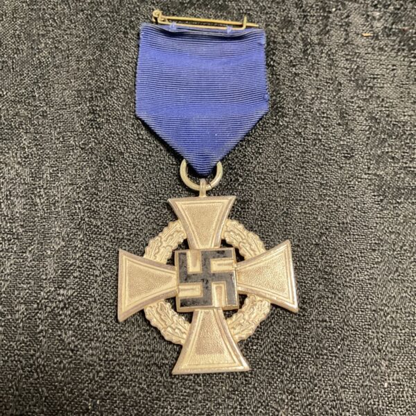 Front view of a German 25 Year Loyal Service Medal with swastika.
