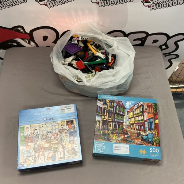 Gibsons Corner Piece 500 piece puzzle with Lego bricks included.