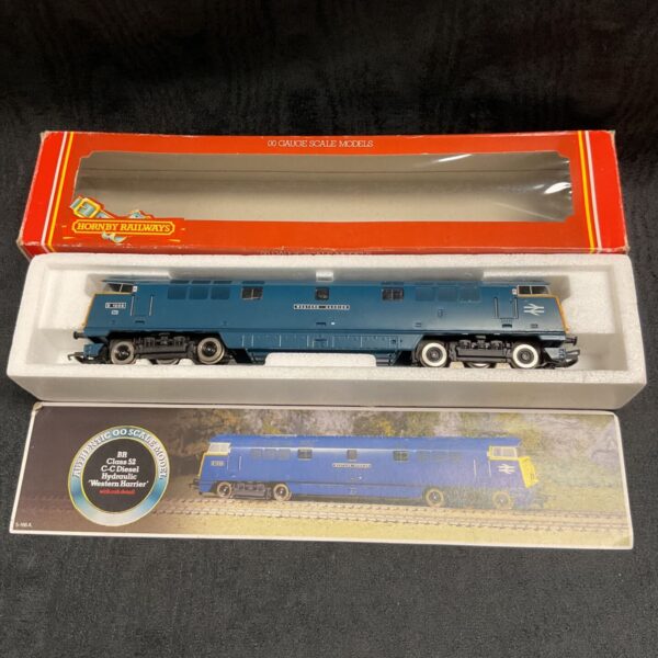 Hornby Railways OO Gauge BR Class 52 Diesel Western Harrier model locomotive.