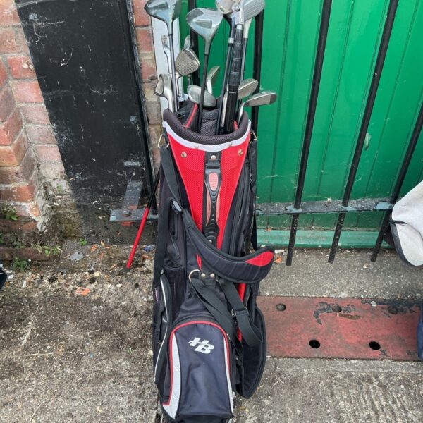 Hot Blade golf bag with Dunlop and Regal golf clubs.