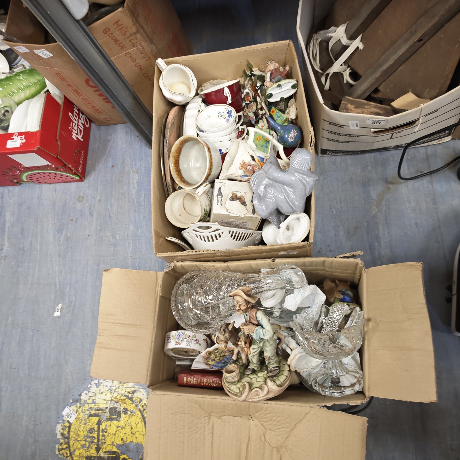 Mixed house clearance lot with commemorative jug and crystal vases.