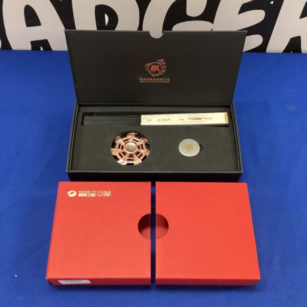 Hunan TV Biu Project set with fidget spinner, fan, and storage drive.