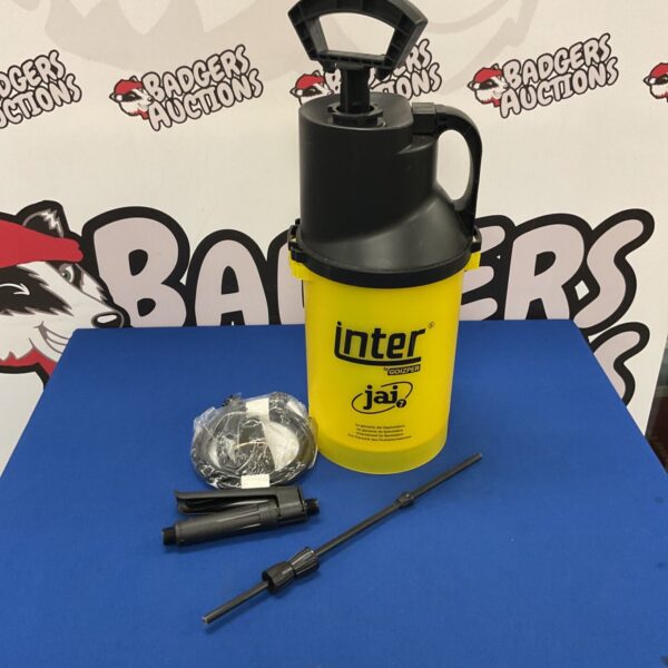 Inter JAI 7 handheld pressure sprayer for garden use.