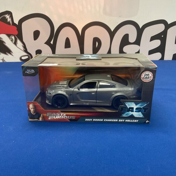Jada Fast and Furious Dodge Charger SRT Hellcat diecast model.