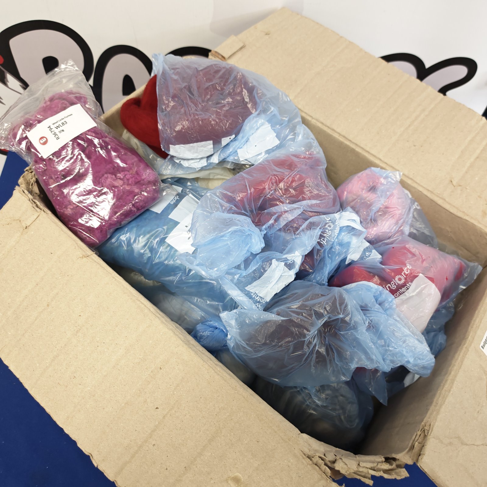 Box of mixed wool locks